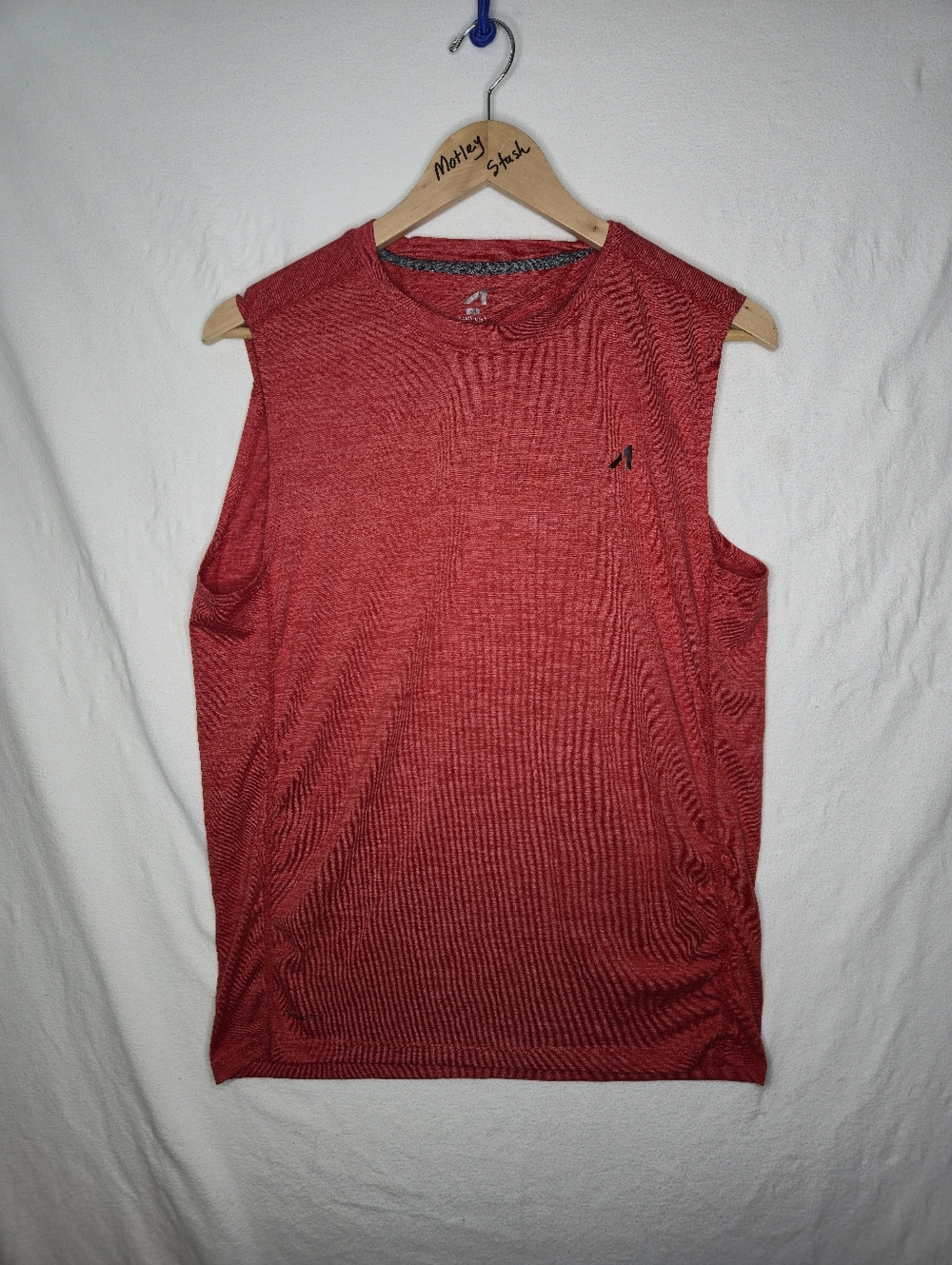 Men's Red Quick Dry Sleeveless Tank Top Size Medium